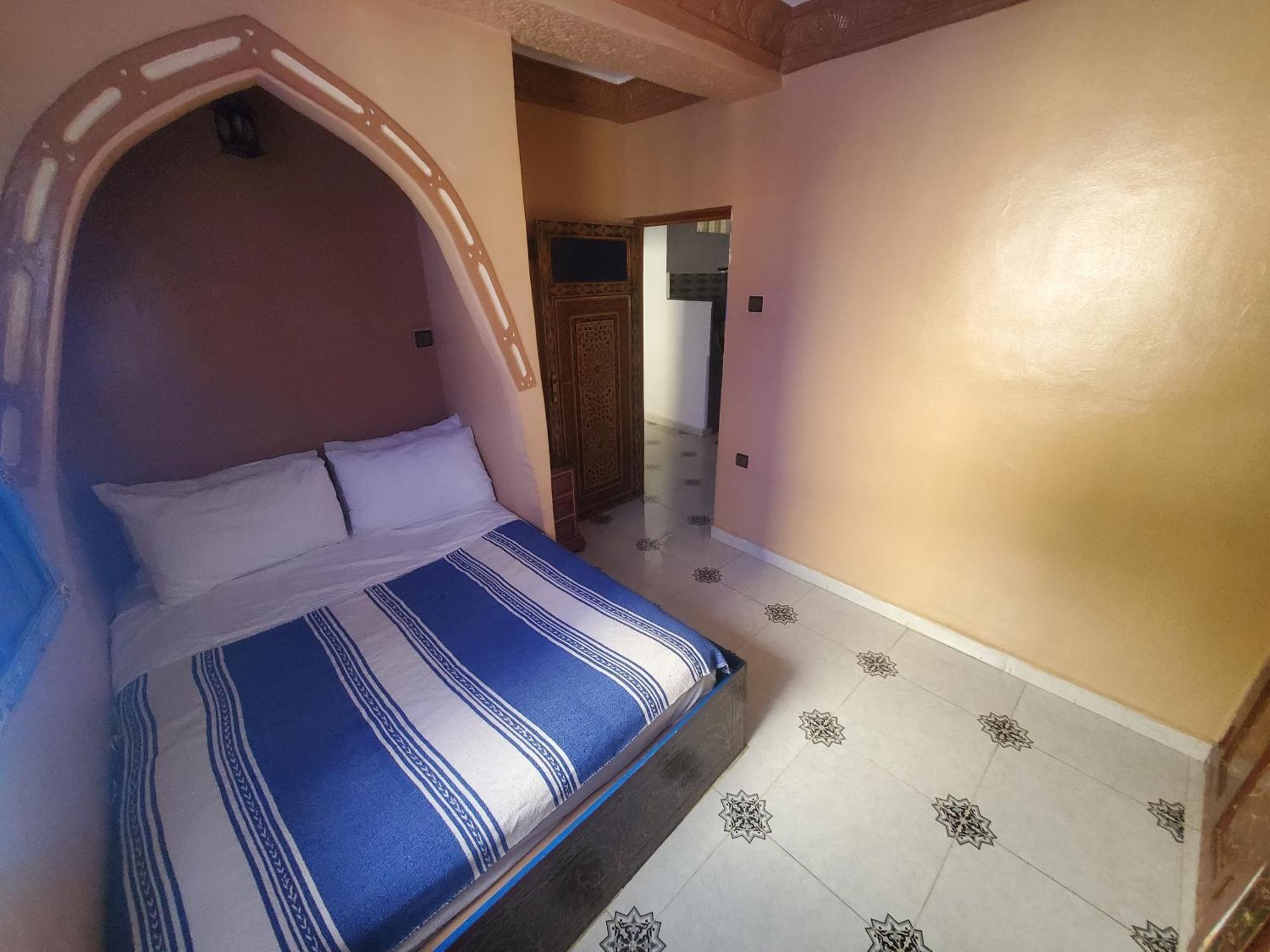 Blue City Hotel Чефчауен Екстериор снимка