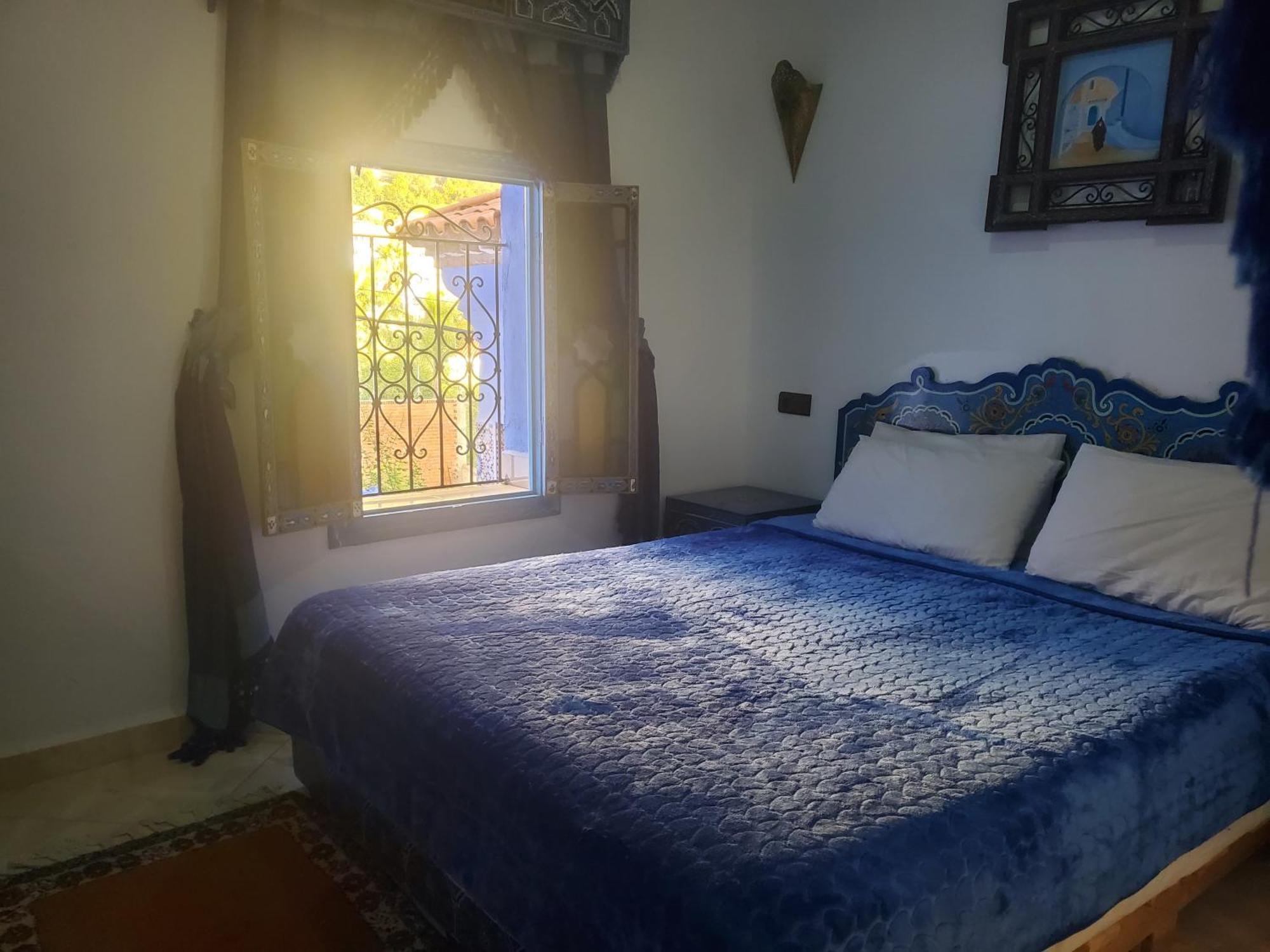 Blue City Hotel Чефчауен Екстериор снимка